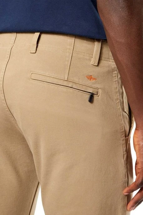 Pantalon DOCKERS ALPHA SMART 360 FLEX New British Khaki 6 Pantalon DOCKERS ALPHA SMART 360 FLEX New British Khaki – Image 4