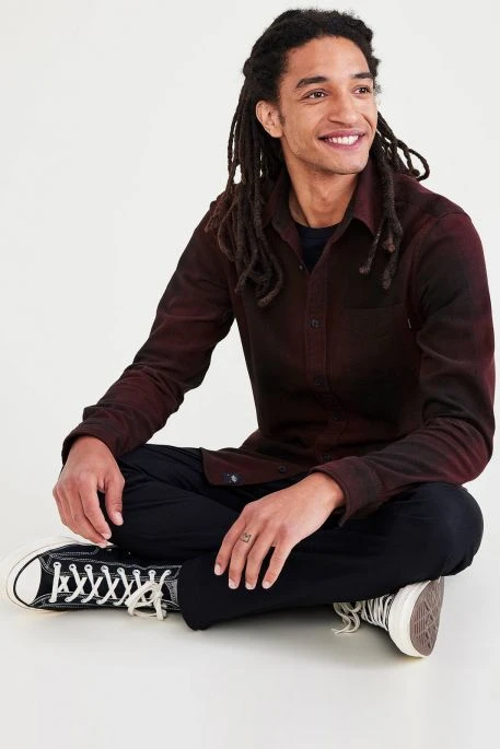 Chemise DOCKERS® ICON BUTTON Chromatic Black Bean 6 Chemise DOCKERS® ICON BUTTON Chromatic Black Bean – Image 4