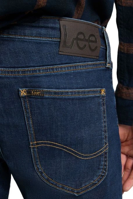 Jean LEE MALONE Dark Martha 5 Jean LEE MALONE Dark Martha – Image 3