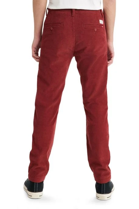 Pantalon Velours LEVIS XX CHINO STANDARD Syrah 4 Pantalon Velours LEVIS XX CHINO STANDARD Syrah – Image 2