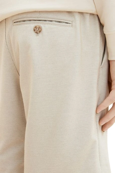 Short TOM TAILOR CHINO SLIM Sand Dobby Structure 5 Short TOM TAILOR CHINO SLIM Sand Dobby Structure – Image 3