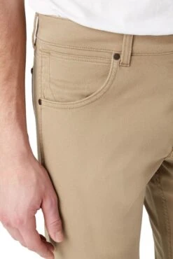 Pantalon WRANGLER GREENSBORO Lead Grey 8 Pantalon WRANGLER GREENSBORO Lead Grey -Hommes Mode Vêtements Magasin wrangler 112342069 4